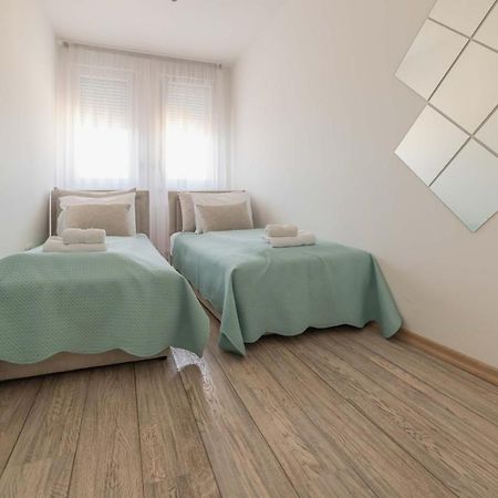 Bella Apartment Νόβι Σαντ Εξωτερικό φωτογραφία