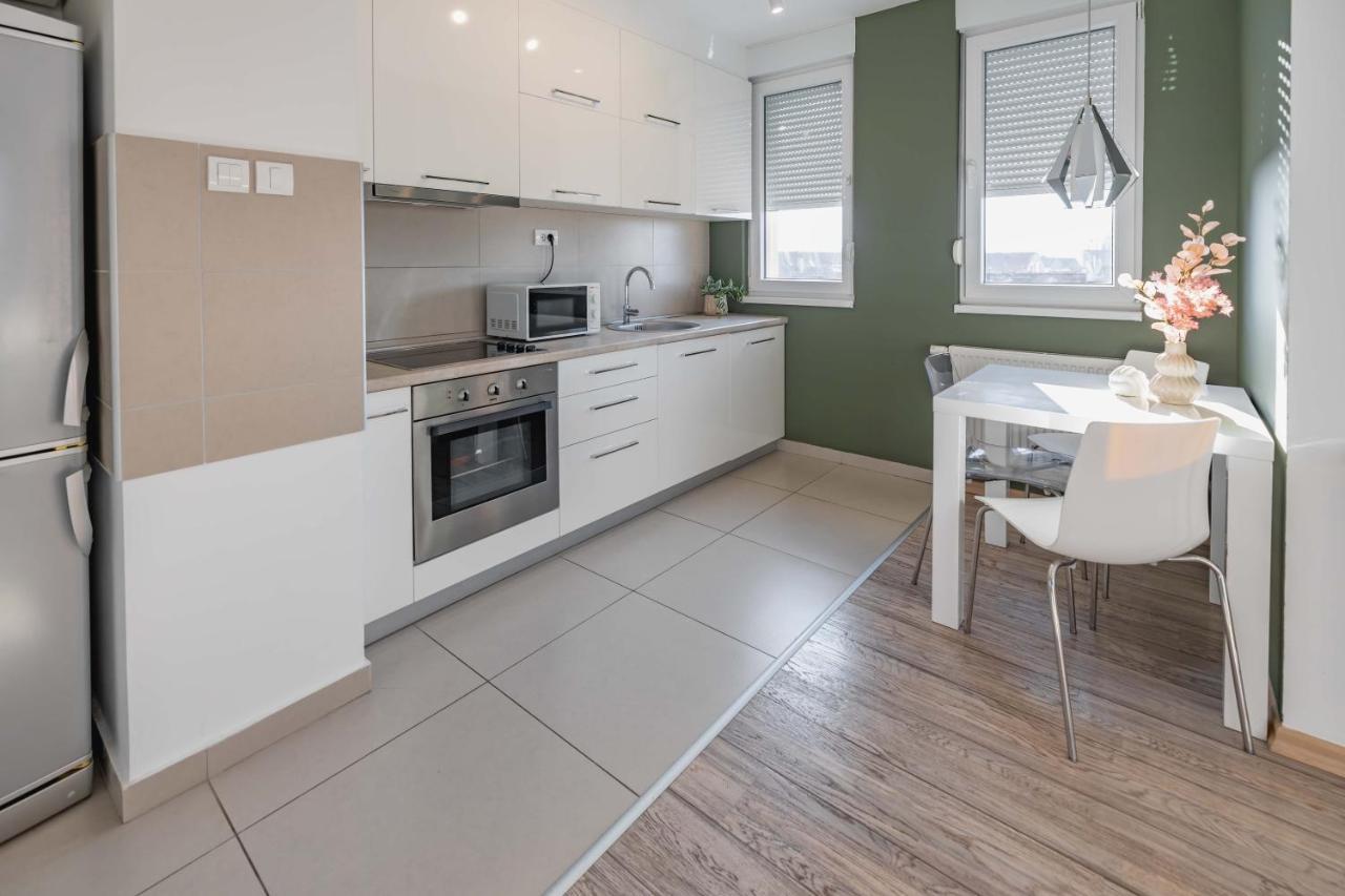 Bella Apartment Νόβι Σαντ Εξωτερικό φωτογραφία